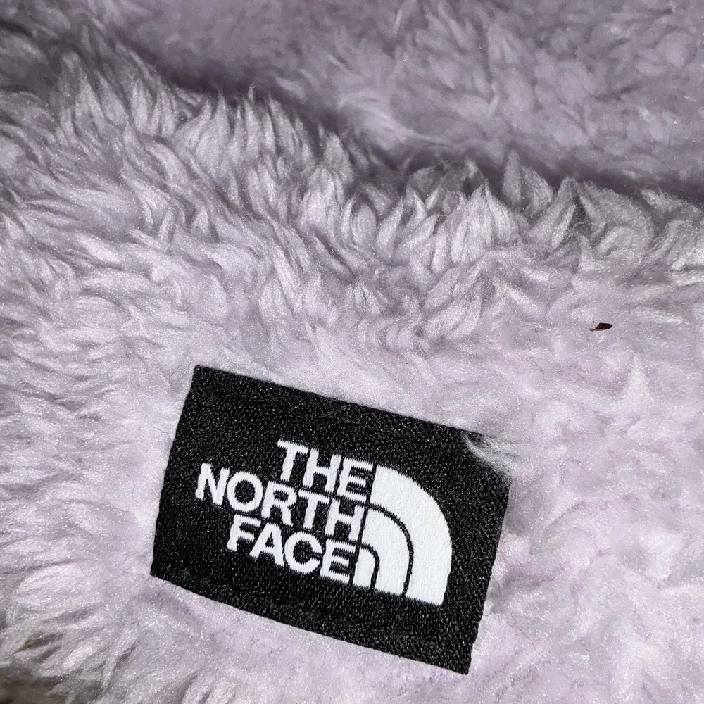The North Face Girls Osito Hat Winter Kids Youth Purple Lavender Size small
